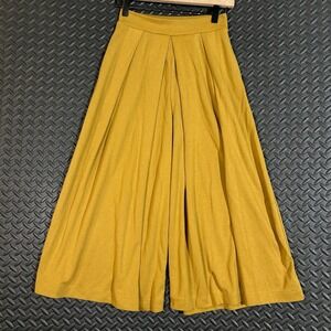Uniqlo Mustard Yellow Wide Leg Culottes Pants XS Pleated Flowy Cropped Palazzo